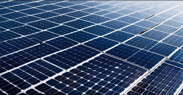 Panneau solaire photovoltaïque : avis clients et performance